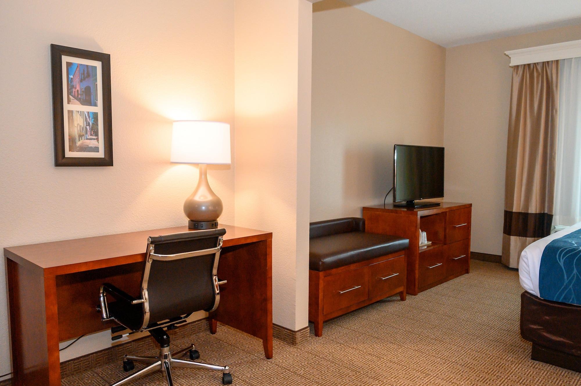 Comfort Inn & Suites Patriots Point Mount Pleasant Ngoại thất bức ảnh