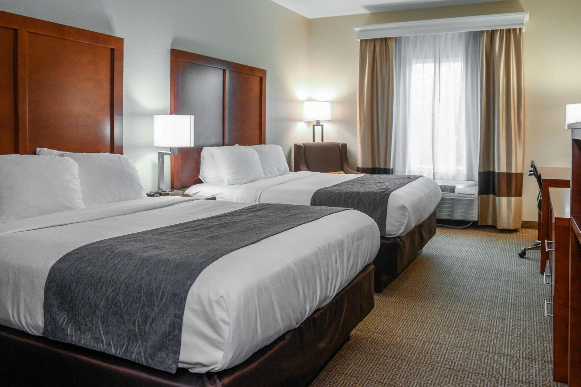 Comfort Inn & Suites Patriots Point Mount Pleasant Ngoại thất bức ảnh