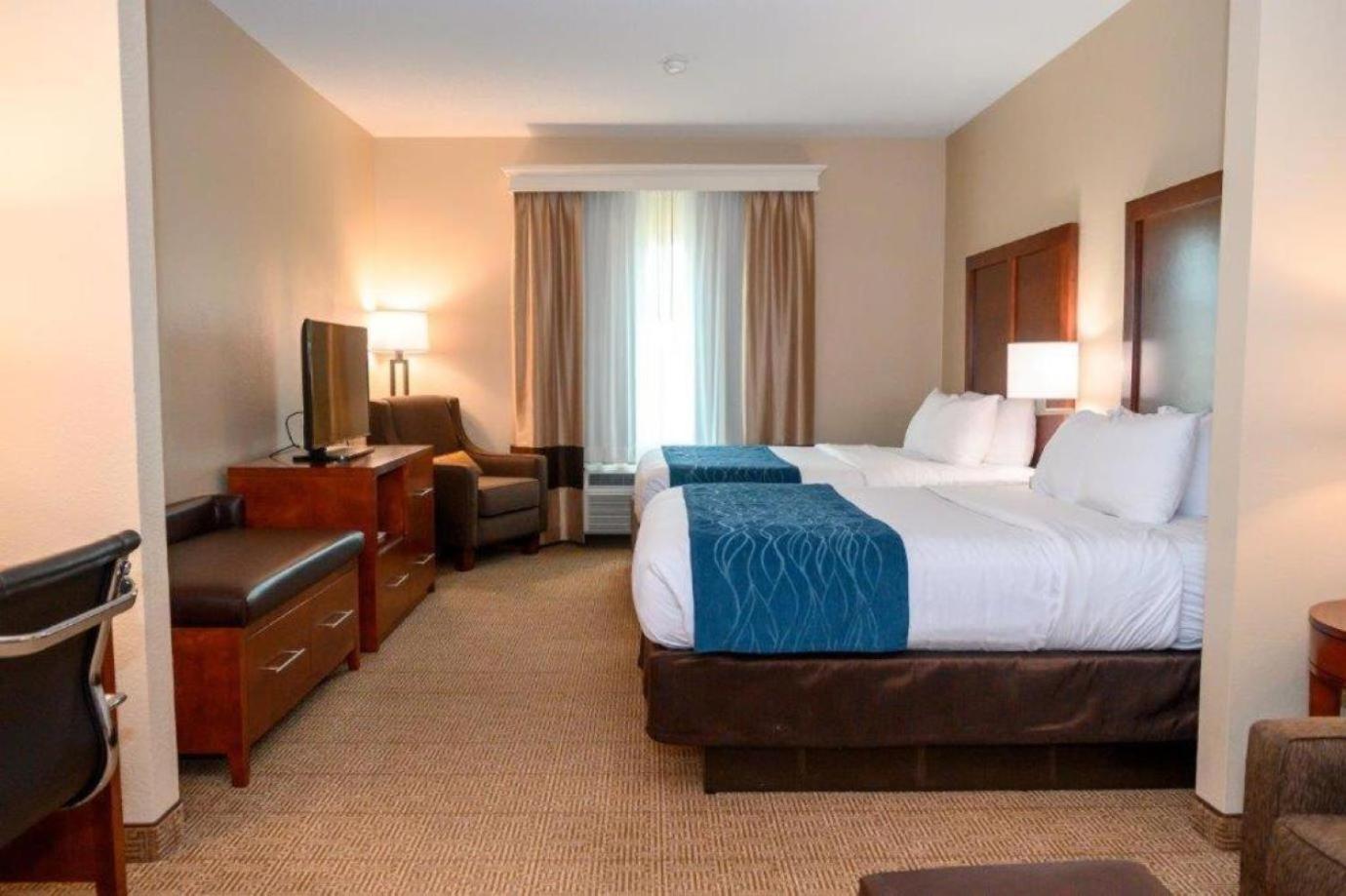 Comfort Inn & Suites Patriots Point Mount Pleasant Ngoại thất bức ảnh