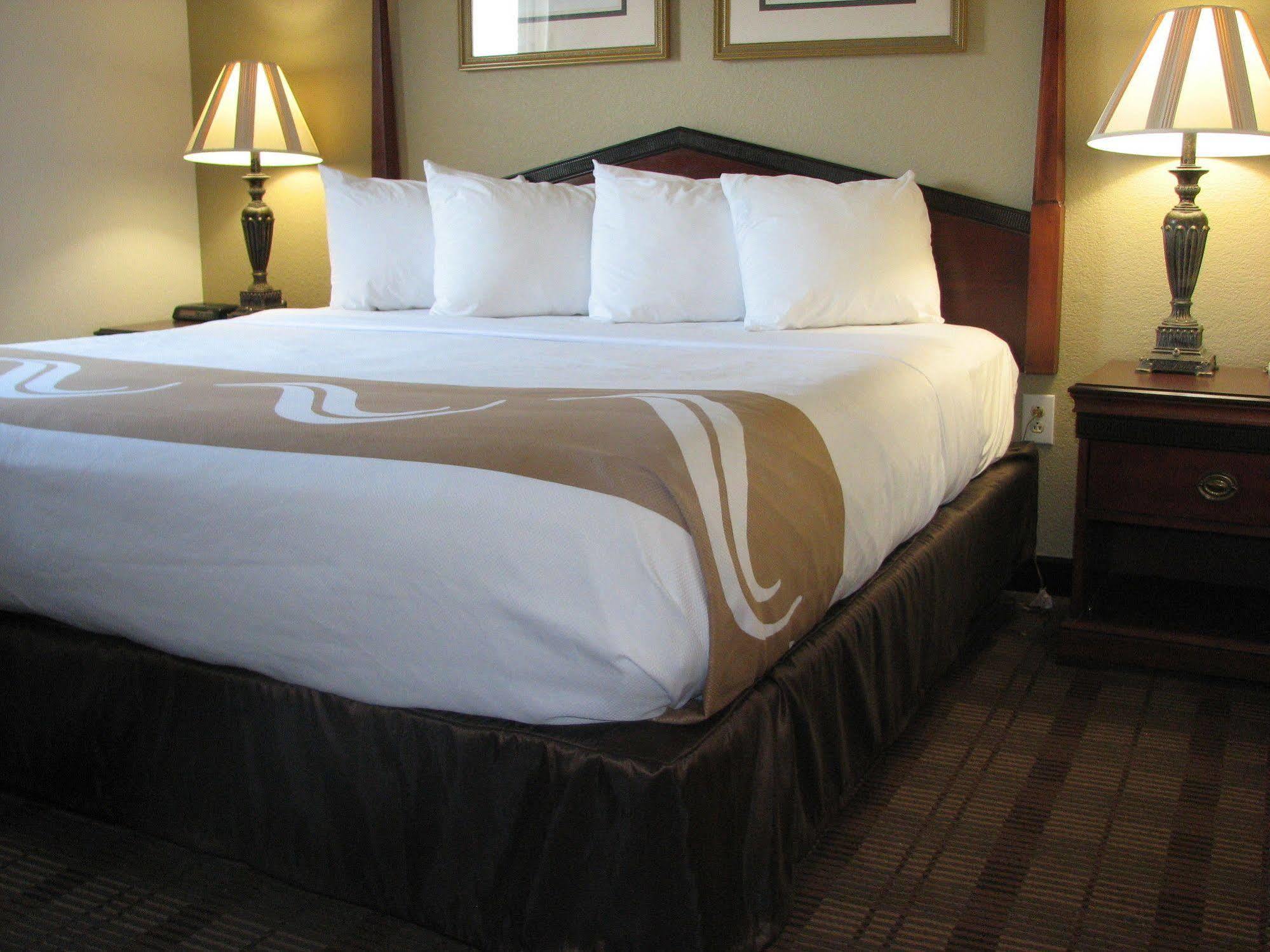 Comfort Inn & Suites Patriots Point Mount Pleasant Ngoại thất bức ảnh